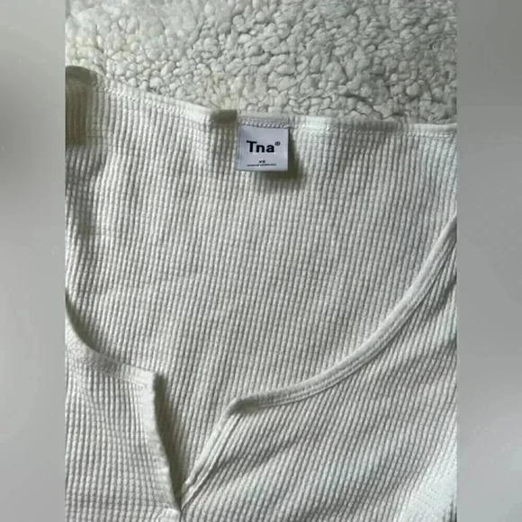 TNA Longsleeve waffle knit in  size XS - Picture 4 of 5